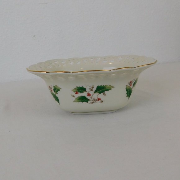Pierced Treat Bowl Square Gold Trim Royal Limited Holly Holiday Christmas Japan - Picture 3 of 10